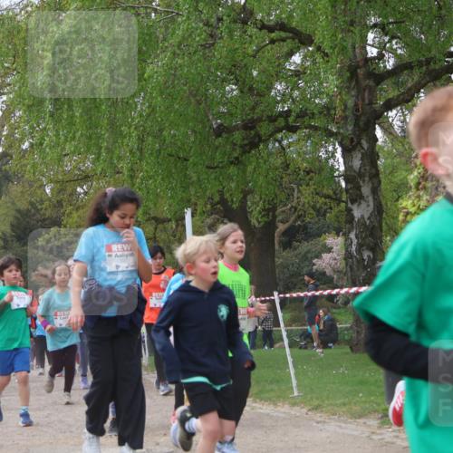 25.04.2026 - Das Zehntel Zöllner http://msf.ph/oto/9610967 25.04.2026 09:45:45 Laufen 6484 meine-sportfotos.de