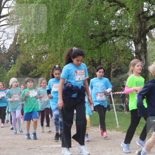 25.04.2026 - Das Zehntel Zöllner http://msf.ph/oto/9610999 25.04.2026 09:45:45 Laufen 20, 10 meine-sportfotos.de