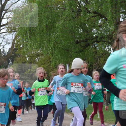 25.04.2026 - Das Zehntel Zöllner http://msf.ph/oto/9611118 25.04.2026 09:45:48 Laufen 5629, 7502, 542, 6021, 28 meine-sportfotos.de