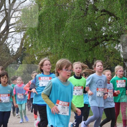 25.04.2026 - Das Zehntel Zöllner http://msf.ph/oto/9611151 25.04.2026 09:45:49 Laufen 7610, 7467, 5748, 5629, 7304, 6470, 7502 meine-sportfotos.de