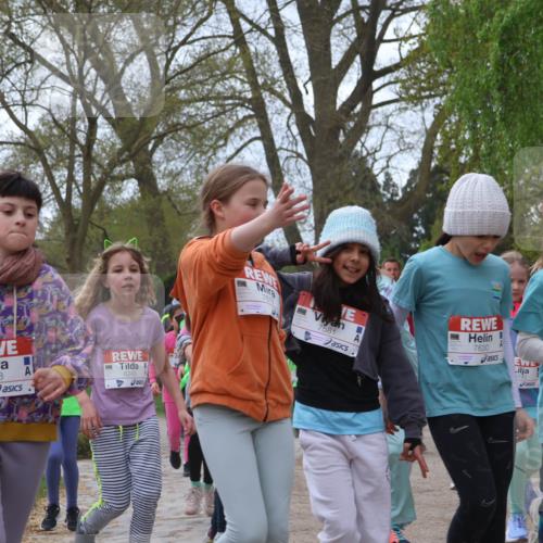 25.04.2026 - Das Zehntel Zöllner http://msf.ph/oto/9611226 25.04.2026 09:45:51 Laufen 6238, 6243, 7581, 7630, 7610, 5745 meine-sportfotos.de