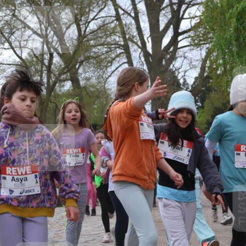 25.04.2026 - Das Zehntel Zöllner http://msf.ph/oto/9611230 25.04.2026 09:45:51 Laufen 6238, 6243, 7581, 7630 meine-sportfotos.de