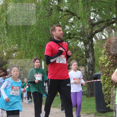 25.04.2026 - Das Zehntel Zöllner http://msf.ph/oto/9611372 25.04.2026 09:45:55 Laufen 6975, 5666, 4889 meine-sportfotos.de