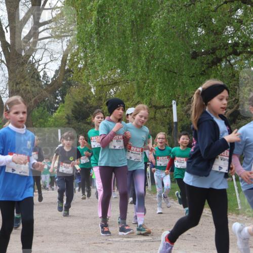 25.04.2026 - Das Zehntel Zöllner http://msf.ph/oto/9611426 25.04.2026 09:45:58 Laufen 6315, 7620, 6379 meine-sportfotos.de