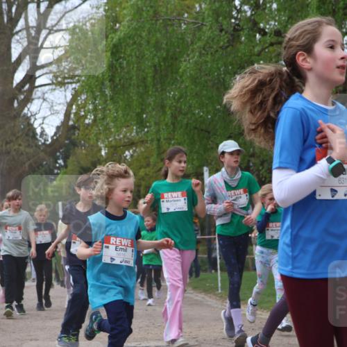 25.04.2026 - Das Zehntel Zöllner http://msf.ph/oto/9611471 25.04.2026 09:45:59 Laufen 5616, 6316, 6316 meine-sportfotos.de