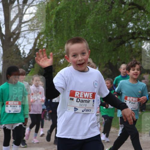 25.04.2026 - Das Zehntel Zöllner http://msf.ph/oto/9611527 25.04.2026 09:46:01 Laufen 6456, 5076, 26, 7414 meine-sportfotos.de