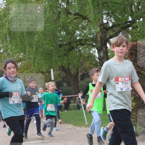 25.04.2026 - Das Zehntel Zöllner http://msf.ph/oto/9611574 25.04.2026 09:46:04 Laufen 7510, 7528, 6760, 668 meine-sportfotos.de
