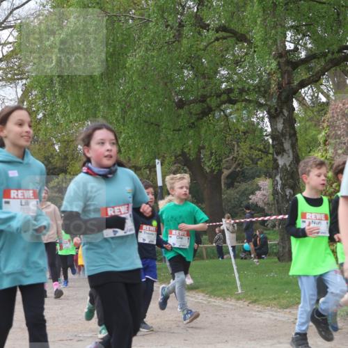 25.04.2026 - Das Zehntel Zöllner http://msf.ph/oto/9611577 25.04.2026 09:46:04 Laufen 7510, 6760 meine-sportfotos.de