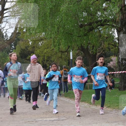 25.04.2026 - Das Zehntel Zöllner http://msf.ph/oto/9611612 25.04.2026 09:46:06 Laufen 218 meine-sportfotos.de