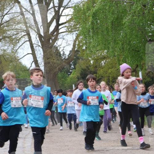25.04.2026 - Das Zehntel Zöllner http://msf.ph/oto/9611687 25.04.2026 09:46:08 Laufen 5869, 1, 5754 meine-sportfotos.de