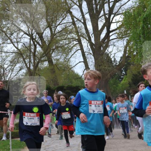 25.04.2026 - Das Zehntel Zöllner http://msf.ph/oto/9611711 25.04.2026 09:46:09 Laufen 6581, 5672, 5869, 5714 meine-sportfotos.de