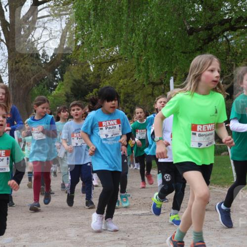 25.04.2026 - Das Zehntel Zöllner http://msf.ph/oto/9611808 25.04.2026 09:46:12 Laufen 6436, 6838, 7066, 7797 meine-sportfotos.de