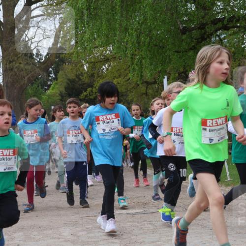 25.04.2026 - Das Zehntel Zöllner http://msf.ph/oto/9611811 25.04.2026 09:46:12 Laufen 6436, 6838, 5047, 7066, 7797, 10 meine-sportfotos.de