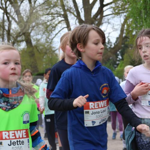 25.04.2026 - Das Zehntel Zöllner http://msf.ph/oto/9611946 25.04.2026 09:46:16 Laufen 5256, 5363, 6050, 6 meine-sportfotos.de