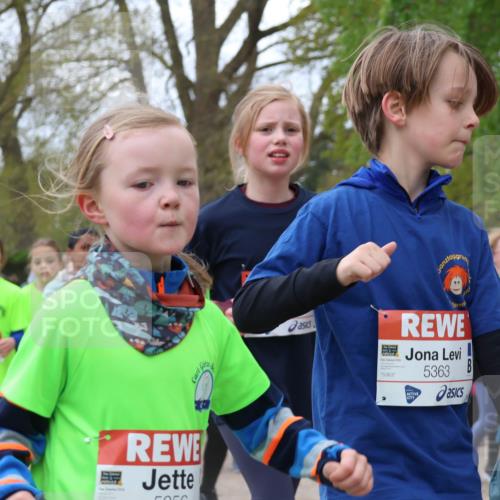 25.04.2026 - Das Zehntel Zöllner http://msf.ph/oto/9611952 25.04.2026 09:46:16 Laufen 5056, 2, 5363, 5363, 6650 meine-sportfotos.de