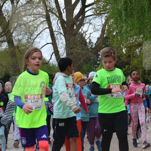 25.04.2026 - Das Zehntel Zöllner http://msf.ph/oto/9611987 25.04.2026 09:46:18 Laufen 6602, 7221, 11733, 70, 7076 meine-sportfotos.de