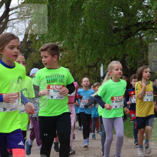 25.04.2026 - Das Zehntel Zöllner http://msf.ph/oto/9612006 25.04.2026 09:46:18 Laufen 7221, 20, 7117, 8017, 7076, 282 meine-sportfotos.de