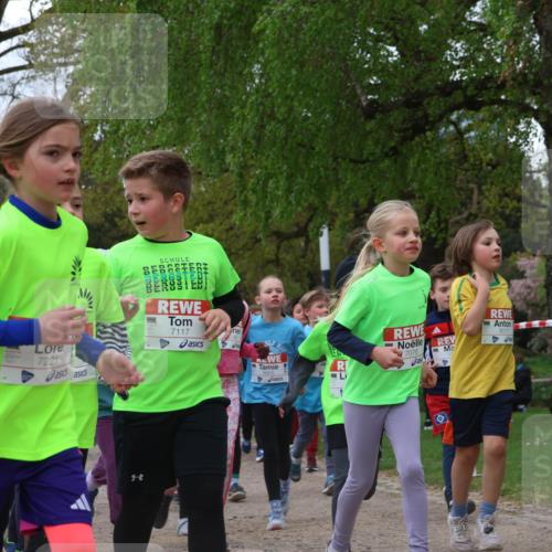 25.04.2026 - Das Zehntel Zöllner http://msf.ph/oto/9612009 25.04.2026 09:46:18 Laufen 7663, 7221, 7117, 7076 meine-sportfotos.de