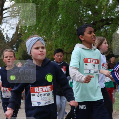 25.04.2026 - Das Zehntel Zöllner http://msf.ph/oto/9612079 25.04.2026 09:46:21 Laufen 7938, 7923, 6571, 6602, 7099, 7663 meine-sportfotos.de