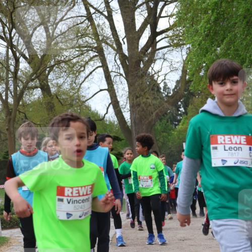 25.04.2026 - Das Zehntel Zöllner http://msf.ph/oto/9612166 25.04.2026 09:46:23 Laufen 5243, 7817, 7938 meine-sportfotos.de