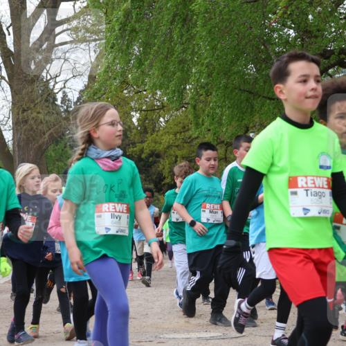 25.04.2026 - Das Zehntel Zöllner http://msf.ph/oto/9612299 25.04.2026 09:46:28 Laufen 6494, 84, 6486, 5254 meine-sportfotos.de