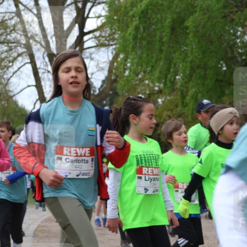 25.04.2026 - Das Zehntel Zöllner http://msf.ph/oto/9612333 25.04.2026 09:46:30 Laufen 7188, 7442, 7084 meine-sportfotos.de
