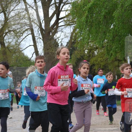 25.04.2026 - Das Zehntel Zöllner http://msf.ph/oto/9612357 25.04.2026 09:46:31 Laufen 7426, 7483, 188, 6179 meine-sportfotos.de