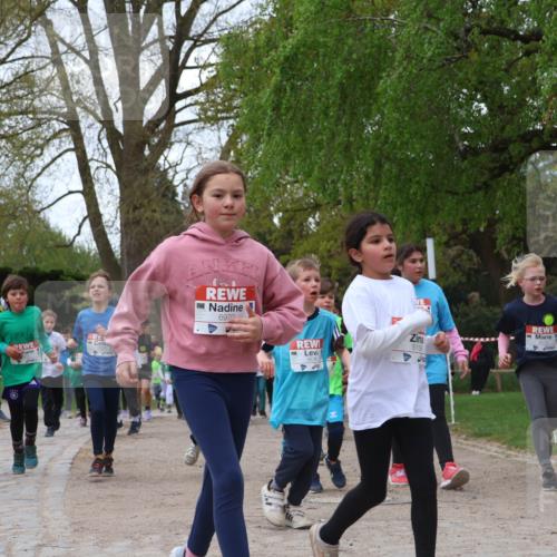 25.04.2026 - Das Zehntel Zöllner http://msf.ph/oto/9612431 25.04.2026 09:46:34 Laufen 6970, 6678, 5138, 5635 meine-sportfotos.de