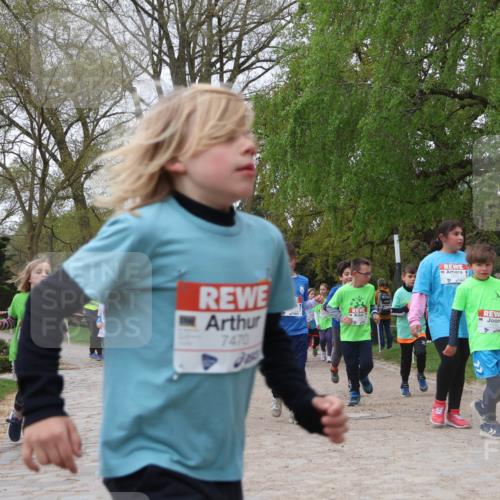 25.04.2026 - Das Zehntel Zöllner http://msf.ph/oto/9612463 25.04.2026 09:46:35 Laufen 7470 meine-sportfotos.de