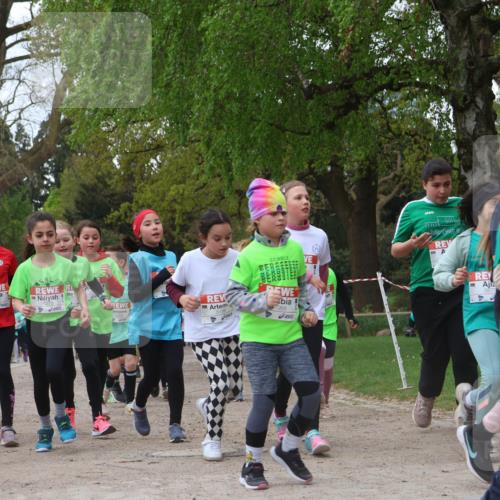 25.04.2026 - Das Zehntel Zöllner http://msf.ph/oto/9612838 25.04.2026 09:46:46 Laufen 6399, 7068 meine-sportfotos.de