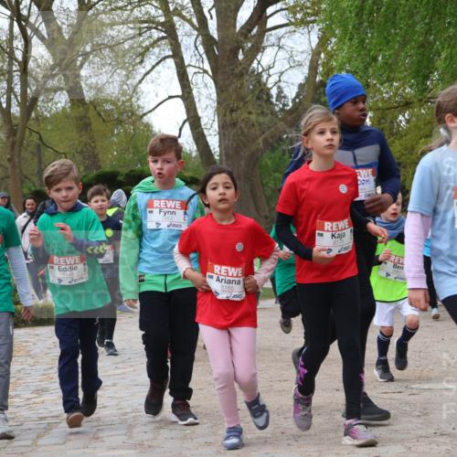 25.04.2026 - Das Zehntel Zöllner http://msf.ph/oto/9612893 25.04.2026 09:46:48 Laufen 7814, 6448, 7662, 6165, 783, 6399, 6176 meine-sportfotos.de