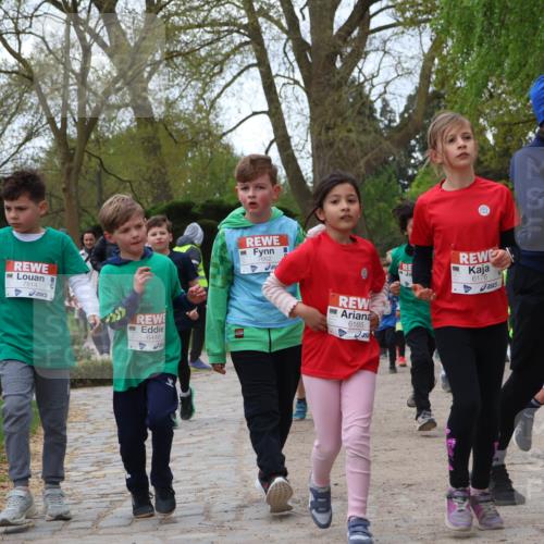 25.04.2026 - Das Zehntel Zöllner http://msf.ph/oto/9612898 25.04.2026 09:46:48 Laufen 7814, 6448, 7662, 6165, 6176 meine-sportfotos.de