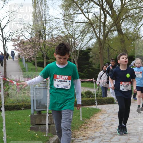 25.04.2026 - Das Zehntel Zöllner http://msf.ph/oto/9612943 25.04.2026 09:46:50 Laufen 7814, 6612 meine-sportfotos.de