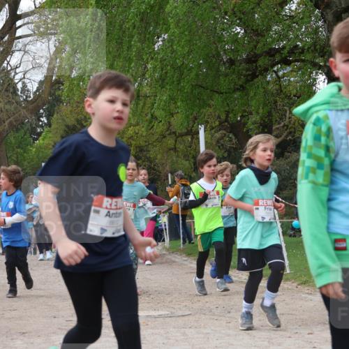25.04.2026 - Das Zehntel Zöllner http://msf.ph/oto/9612995 25.04.2026 09:46:52 Laufen 6610, 7082 meine-sportfotos.de