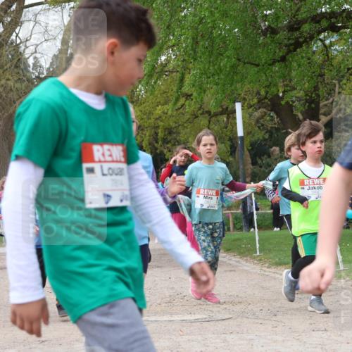25.04.2026 - Das Zehntel Zöllner http://msf.ph/oto/9613006 25.04.2026 09:46:52 Laufen 7441, 5992 meine-sportfotos.de