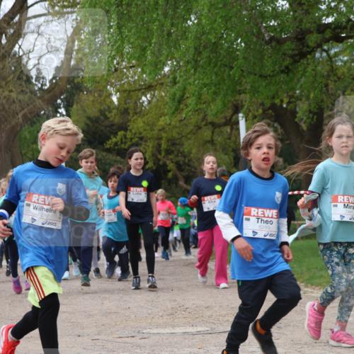 25.04.2026 - Das Zehntel Zöllner http://msf.ph/oto/9613034 25.04.2026 09:46:54 Laufen 4, 6287, 6289, 7441, 7494 meine-sportfotos.de