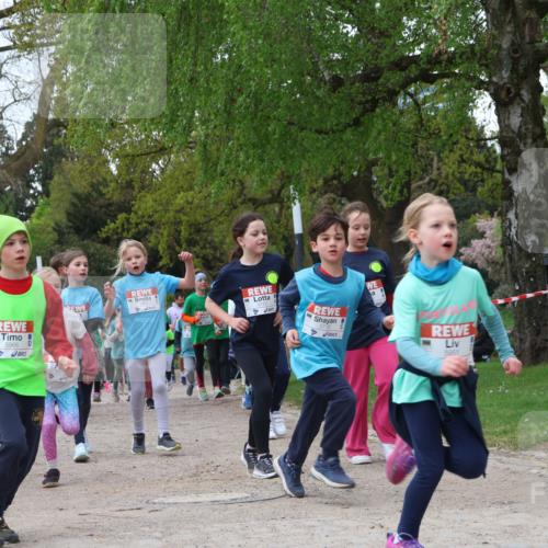 25.04.2026 - Das Zehntel Zöllner http://msf.ph/oto/9613075 25.04.2026 09:46:56 Laufen 5966, 5951 meine-sportfotos.de