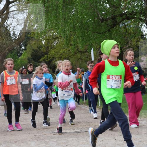 25.04.2026 - Das Zehntel Zöllner http://msf.ph/oto/9613100 25.04.2026 09:46:57 Laufen 5966 meine-sportfotos.de