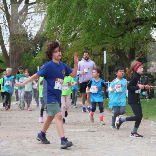 25.04.2026 - Das Zehntel Zöllner http://msf.ph/oto/9613380 25.04.2026 09:47:07 Laufen 5400 meine-sportfotos.de