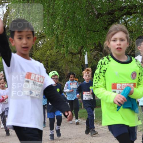 25.04.2026 - Das Zehntel Zöllner http://msf.ph/oto/9613617 25.04.2026 09:47:16 Laufen 5064, 56 meine-sportfotos.de