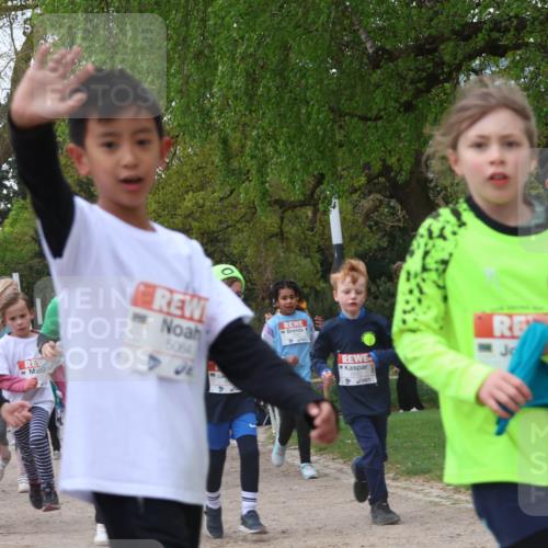 25.04.2026 - Das Zehntel Zöllner http://msf.ph/oto/9613621 25.04.2026 09:47:16 Laufen 5064 meine-sportfotos.de