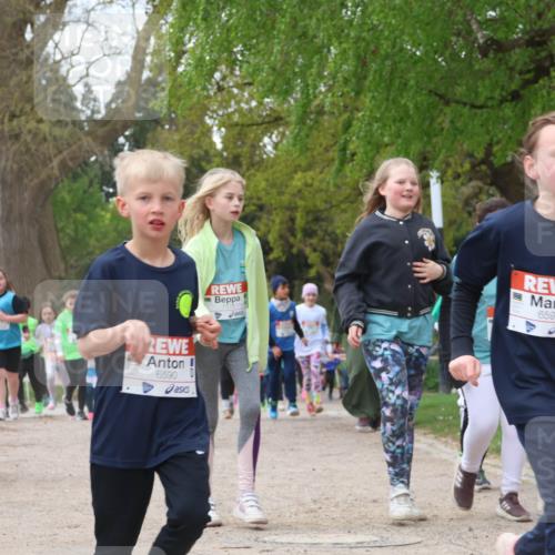 25.04.2026 - Das Zehntel Zöllner http://msf.ph/oto/9613720 25.04.2026 09:47:21 Laufen 285, 6590, 6598 meine-sportfotos.de