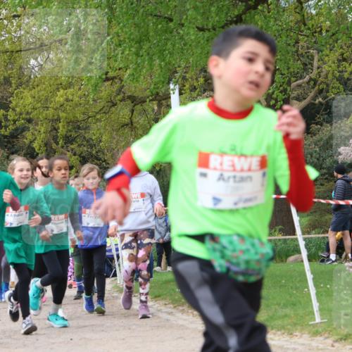 25.04.2026 - Das Zehntel Zöllner http://msf.ph/oto/9614085 25.04.2026 09:47:32 Laufen 4 meine-sportfotos.de