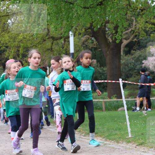 25.04.2026 - Das Zehntel Zöllner http://msf.ph/oto/9614116 25.04.2026 09:47:33 Laufen 7858, 7855, 7882, 7824, 250 meine-sportfotos.de
