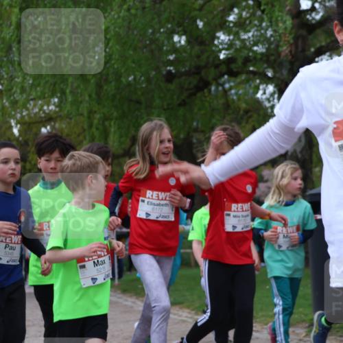 25.04.2026 - Das Zehntel Zöllner http://msf.ph/oto/9614293 25.04.2026 09:47:39 Laufen 5345, 5215, 6172, 6170, 5174, 98 meine-sportfotos.de
