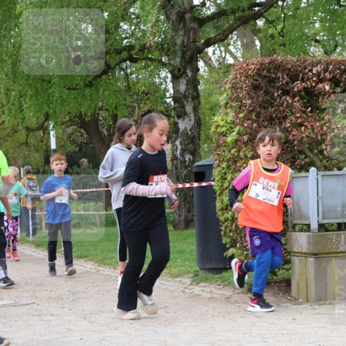 25.04.2026 - Das Zehntel Zöllner http://msf.ph/oto/9614450 25.04.2026 09:47:46 Laufen 7352 meine-sportfotos.de