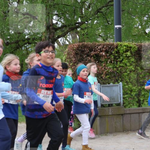 25.04.2026 - Das Zehntel Zöllner http://msf.ph/oto/9614505 25.04.2026 09:47:49 Laufen 8626 meine-sportfotos.de