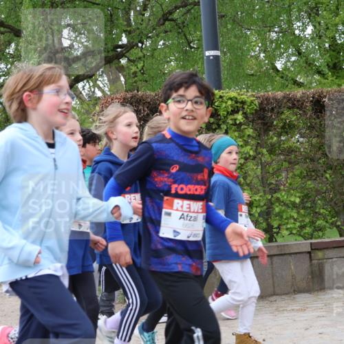 25.04.2026 - Das Zehntel Zöllner http://msf.ph/oto/9614514 25.04.2026 09:47:49 Laufen 5465, 8626 meine-sportfotos.de