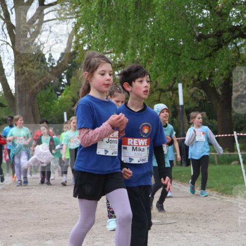 25.04.2026 - Das Zehntel Zöllner http://msf.ph/oto/9614622 25.04.2026 09:47:55 Laufen 5334, 5356 meine-sportfotos.de