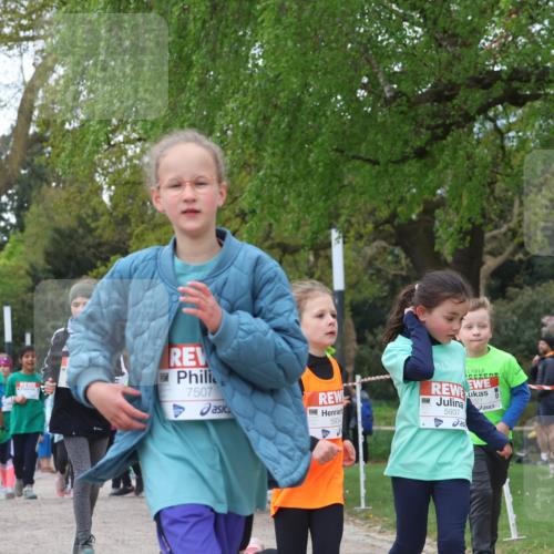 25.04.2026 - Das Zehntel Zöllner http://msf.ph/oto/9614937 25.04.2026 09:48:07 Laufen 7462, 7507, 5934, 5937 meine-sportfotos.de